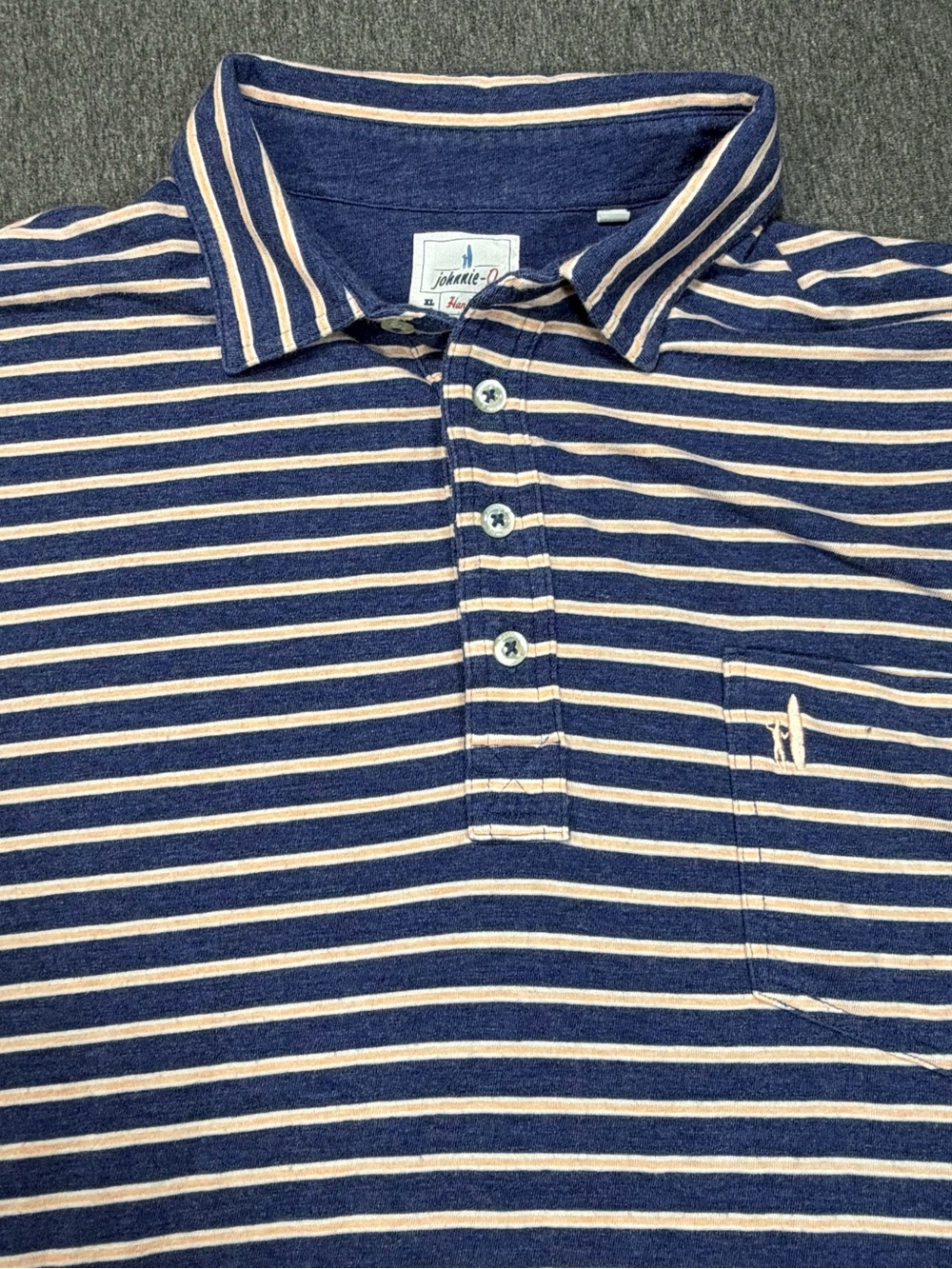 johnnie-O Hangin Out Mens XL Polo Shirt Blue and Pink Striped